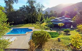 Las Palmas Lodge
